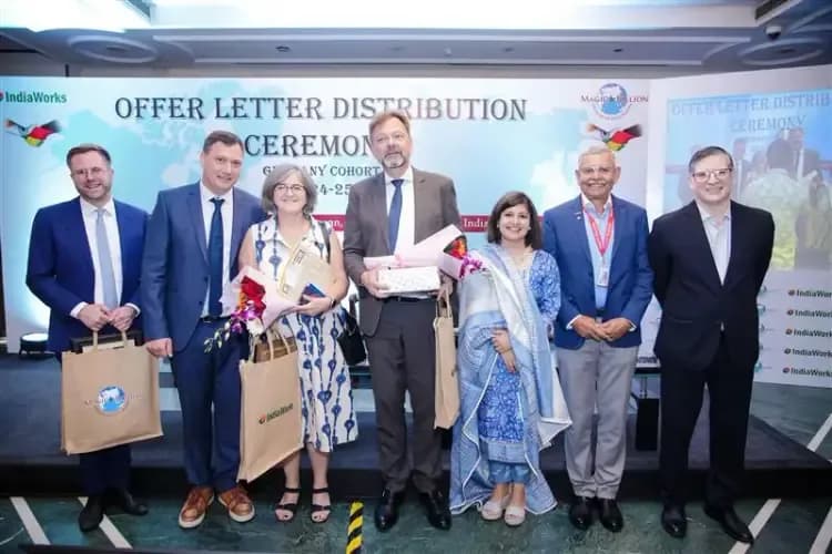 German Ambassador Philip Ackermann Hands Over Offer Letters to 100+ Skilled Candidates in Magic Billion’s Germany Cohort